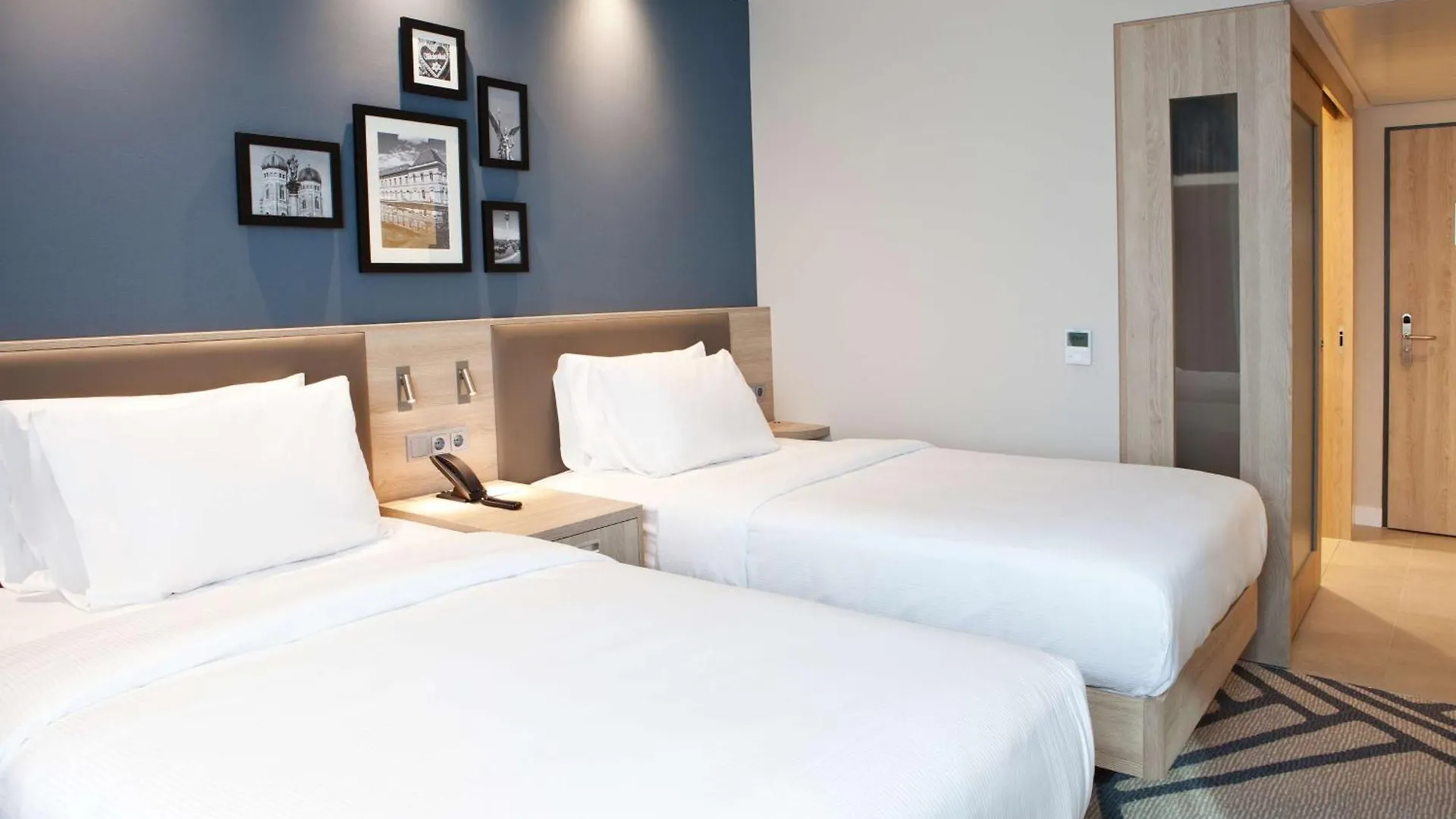 Hampton By Hilton Munich City Center East 3*,