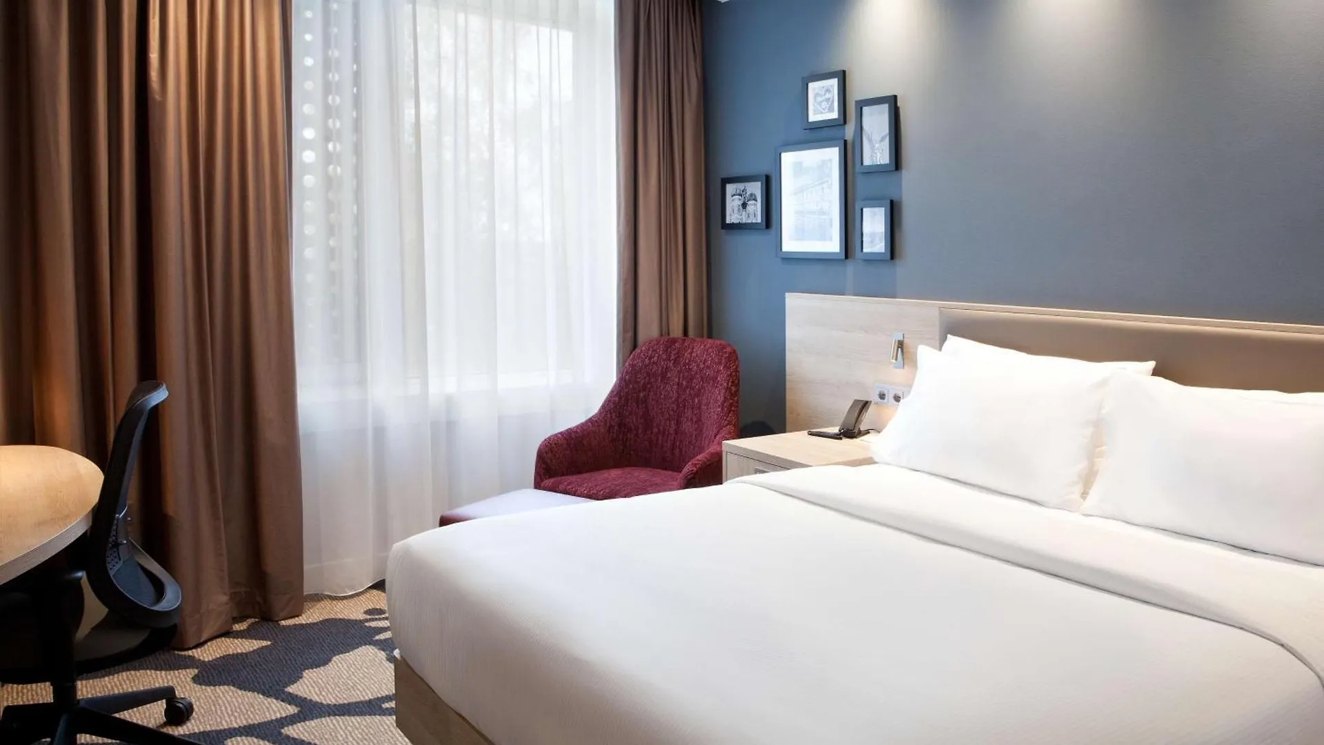 Hampton By Hilton Munich City Center East Hotel